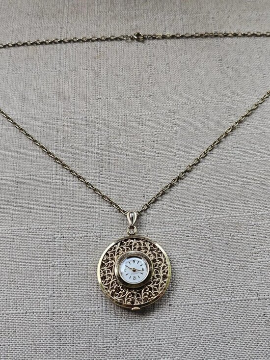 Vintage Caravelle Pocket Watch Gold Tone Watch Necklace Hand Winding Hand main image 7